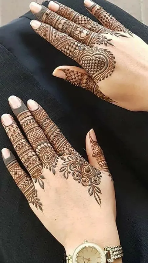 Finger Mehndi Design