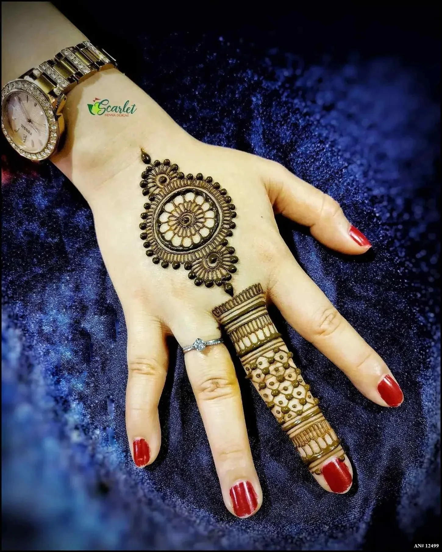 Finger Mehndi Design