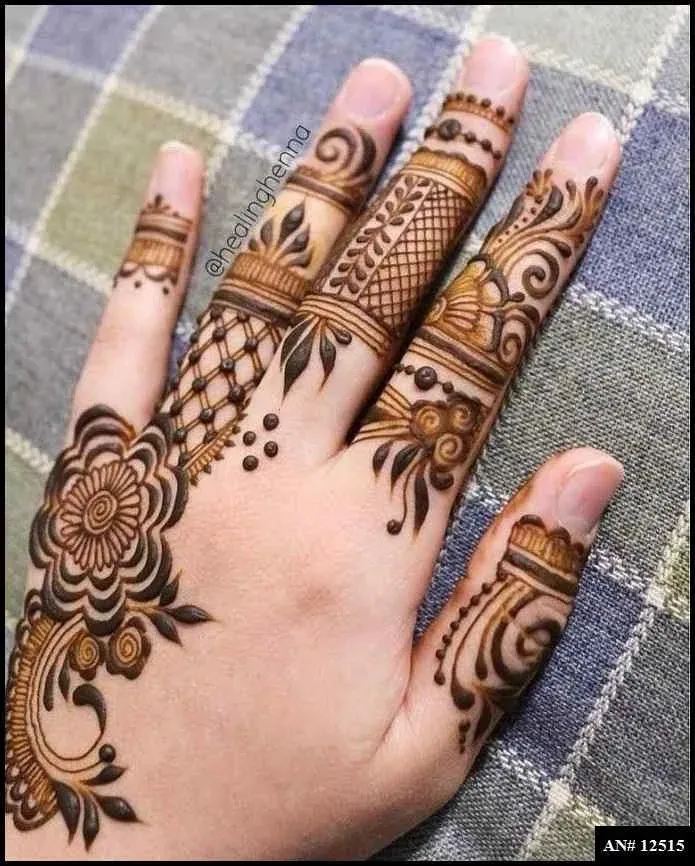 Finger Mehndi Design