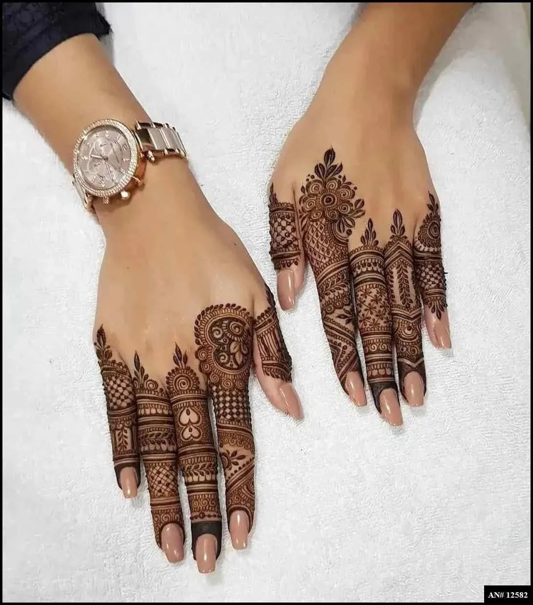 Finger Mehndi Design