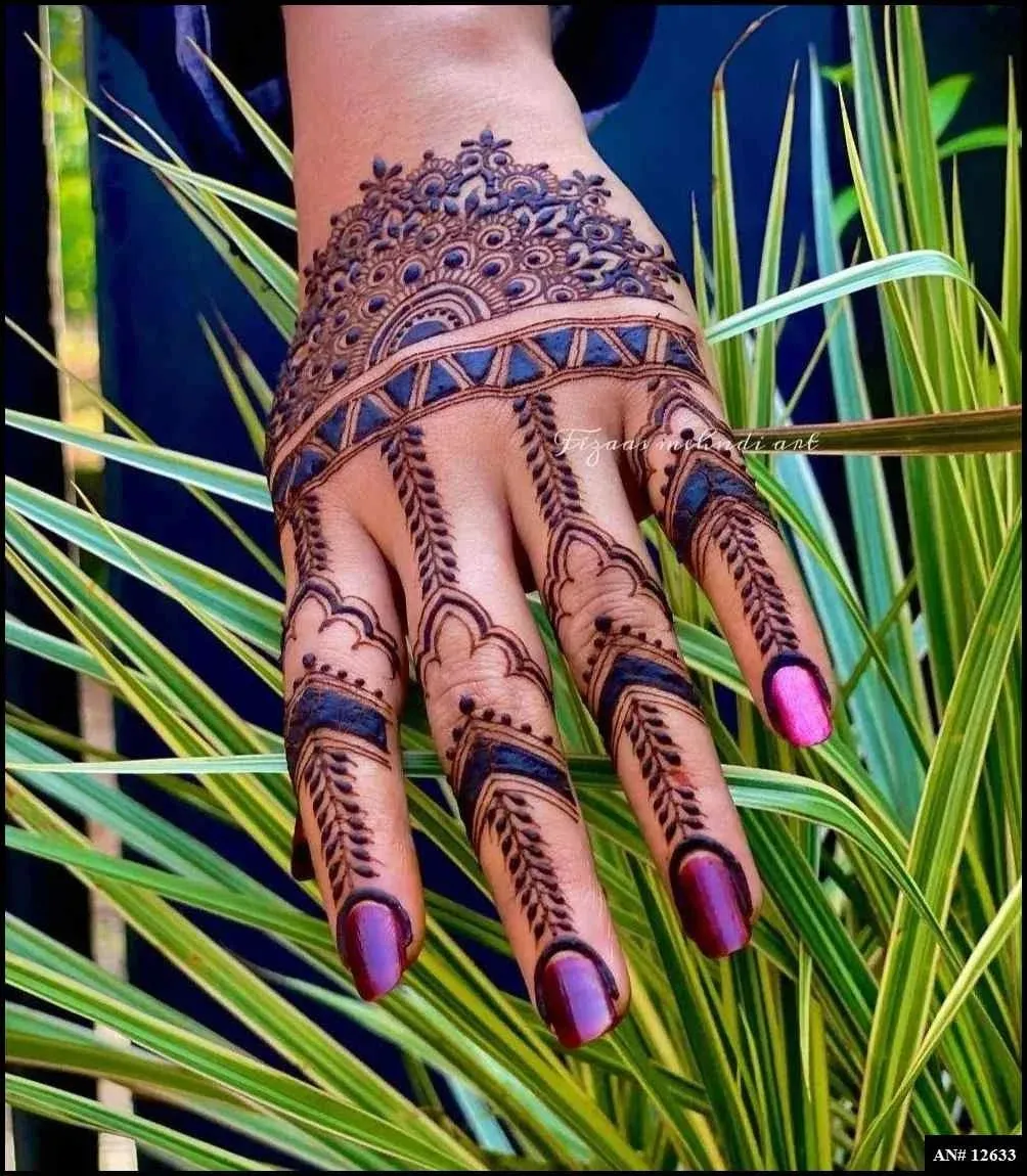 Finger Mehndi Design