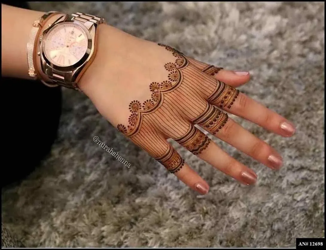 Finger Mehndi Design