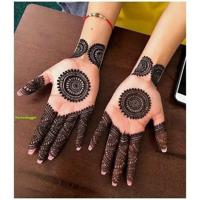 Round Mehndi Design