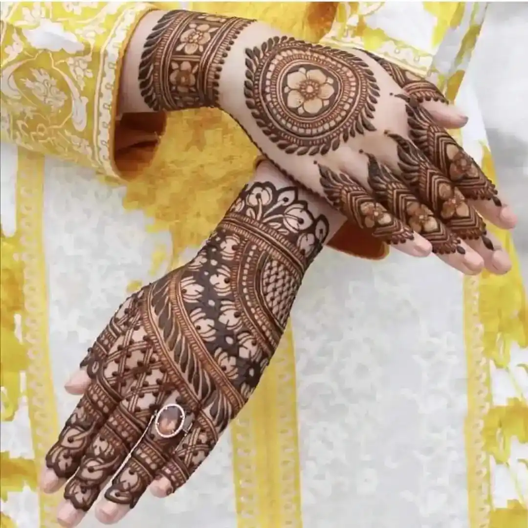 Round Mehndi Design