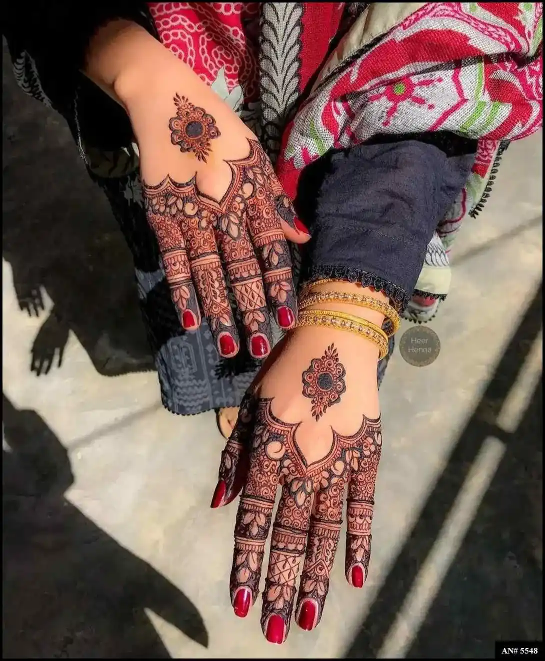 Round Mehndi Design