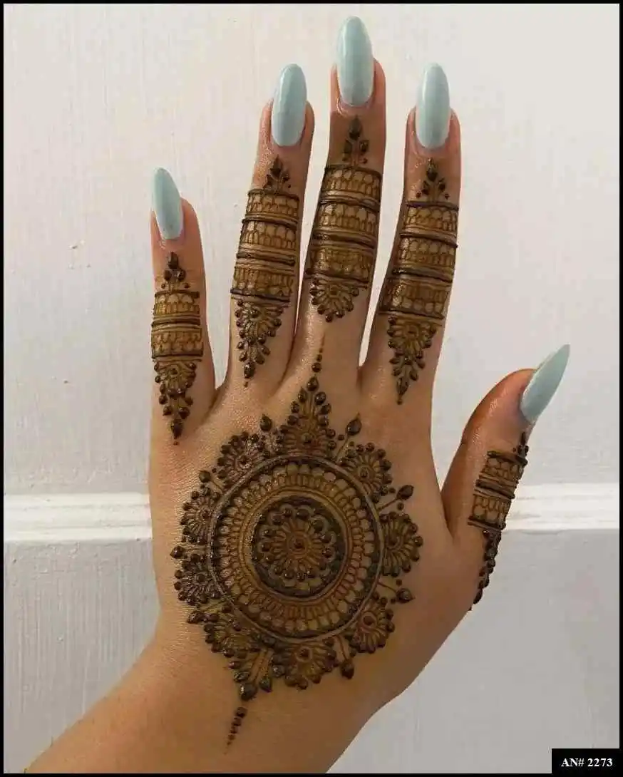 Round Mehndi Design