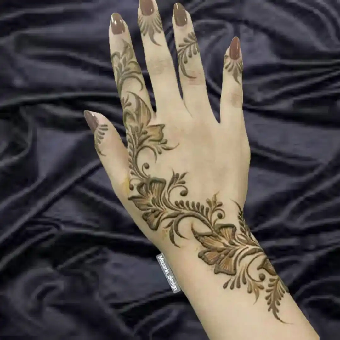 Simple Mehndi Designs For Girls