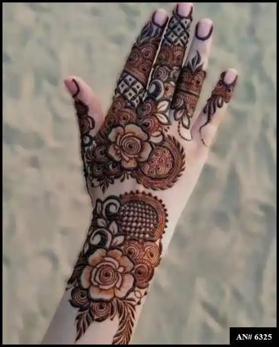 Simple Mehndi Designs For Girls