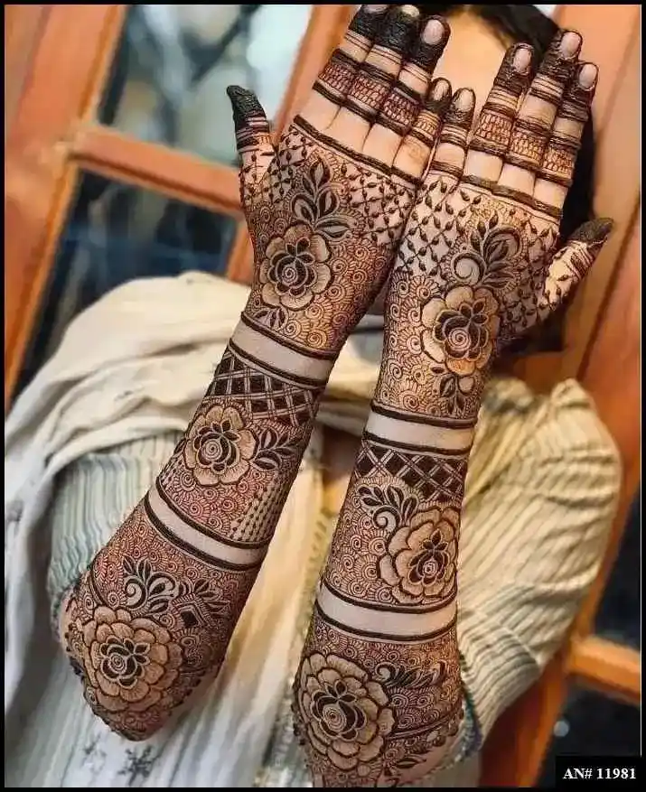 Simple Mehndi Designs For Girls