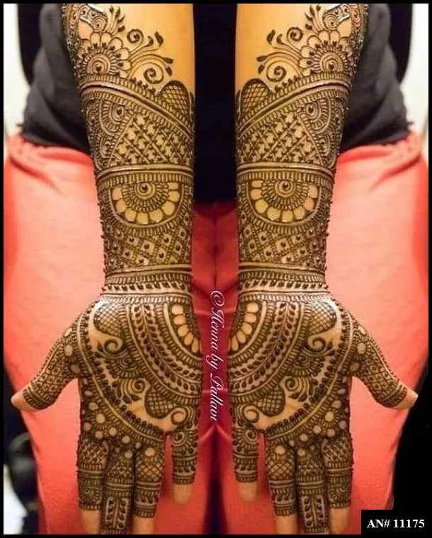 Stylish Mehndi Design