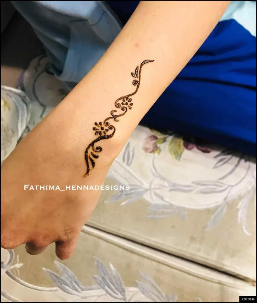 Stylish Mehndi Design