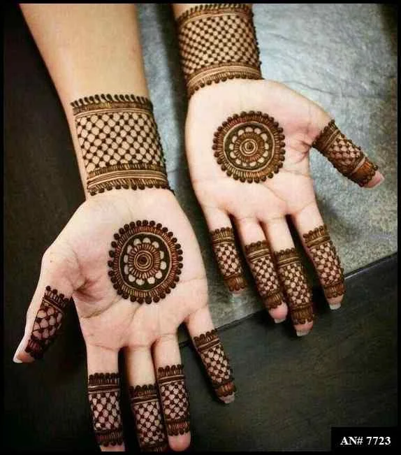 Stylish Mehndi Design