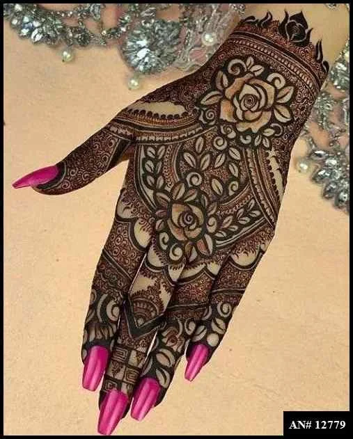 Stylish Mehndi Design