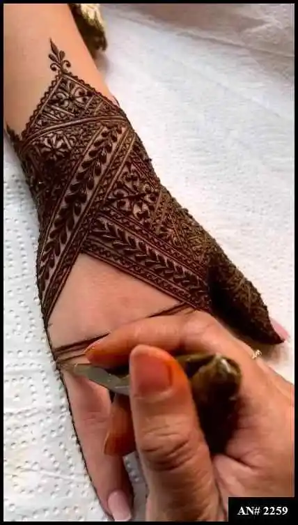 Back Side Mehndi Design