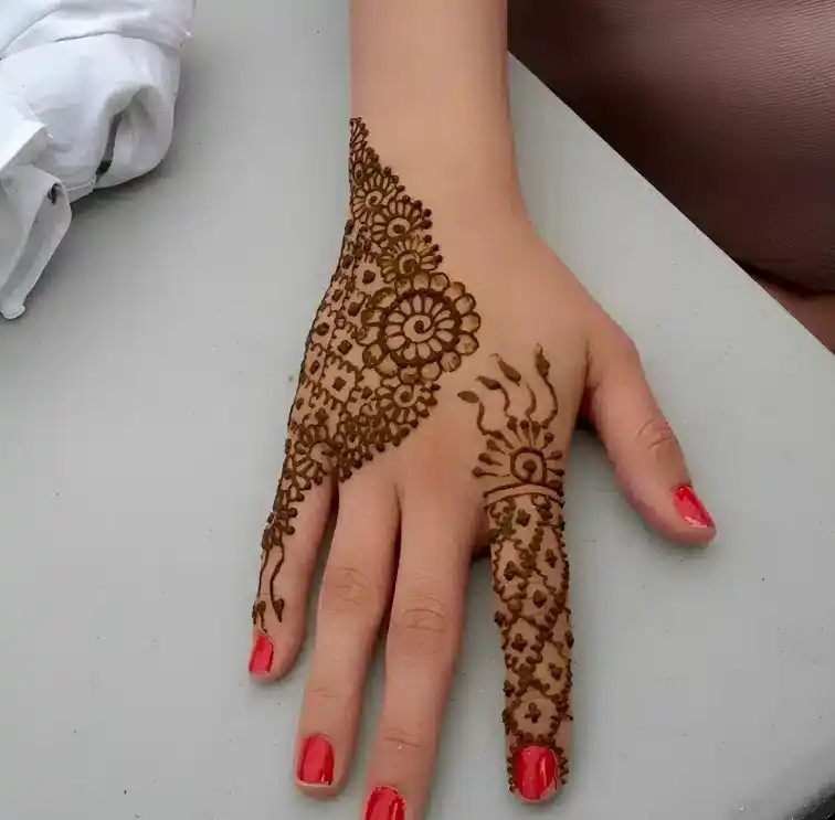 Back Side Mehndi Design