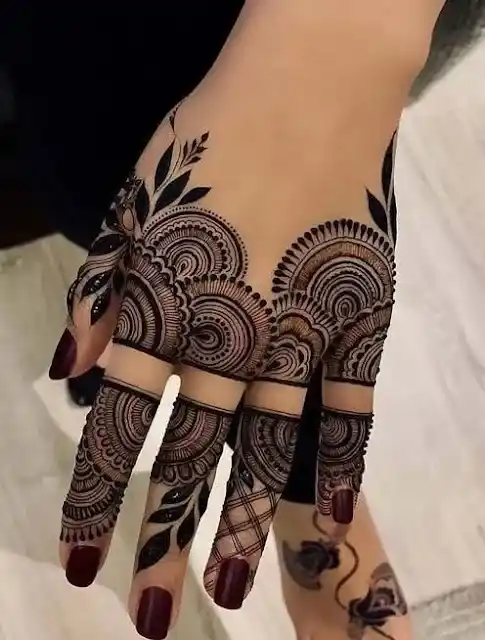 Khafif Mehndi Design