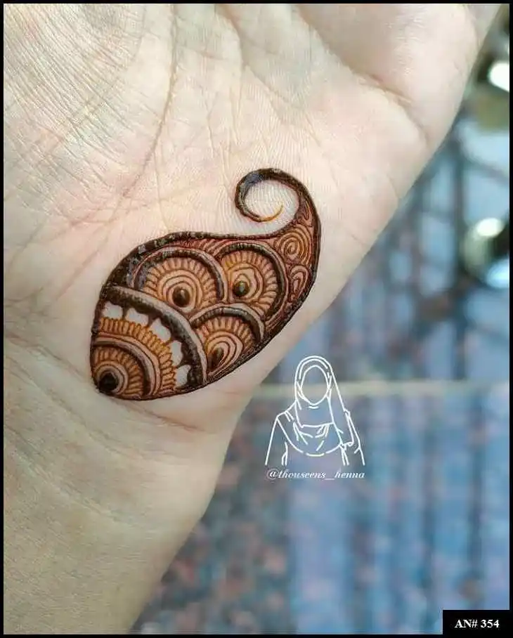 Khafif Mehndi Design