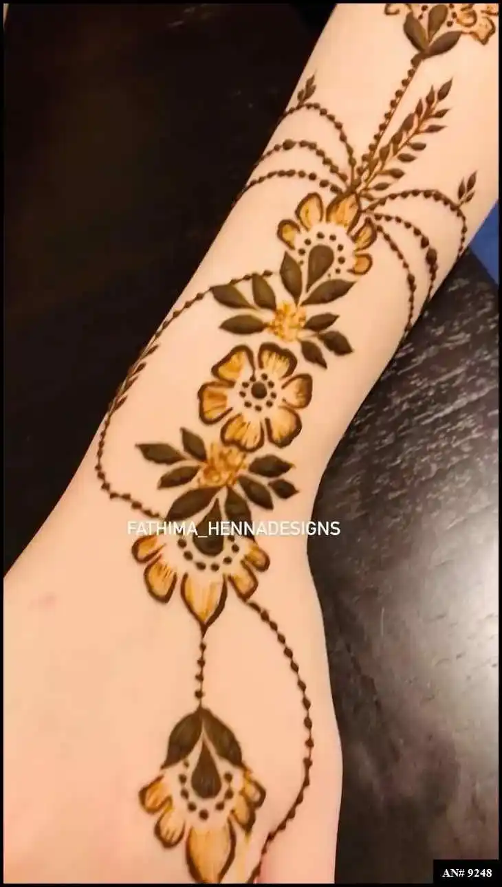 Khafif Mehndi Design