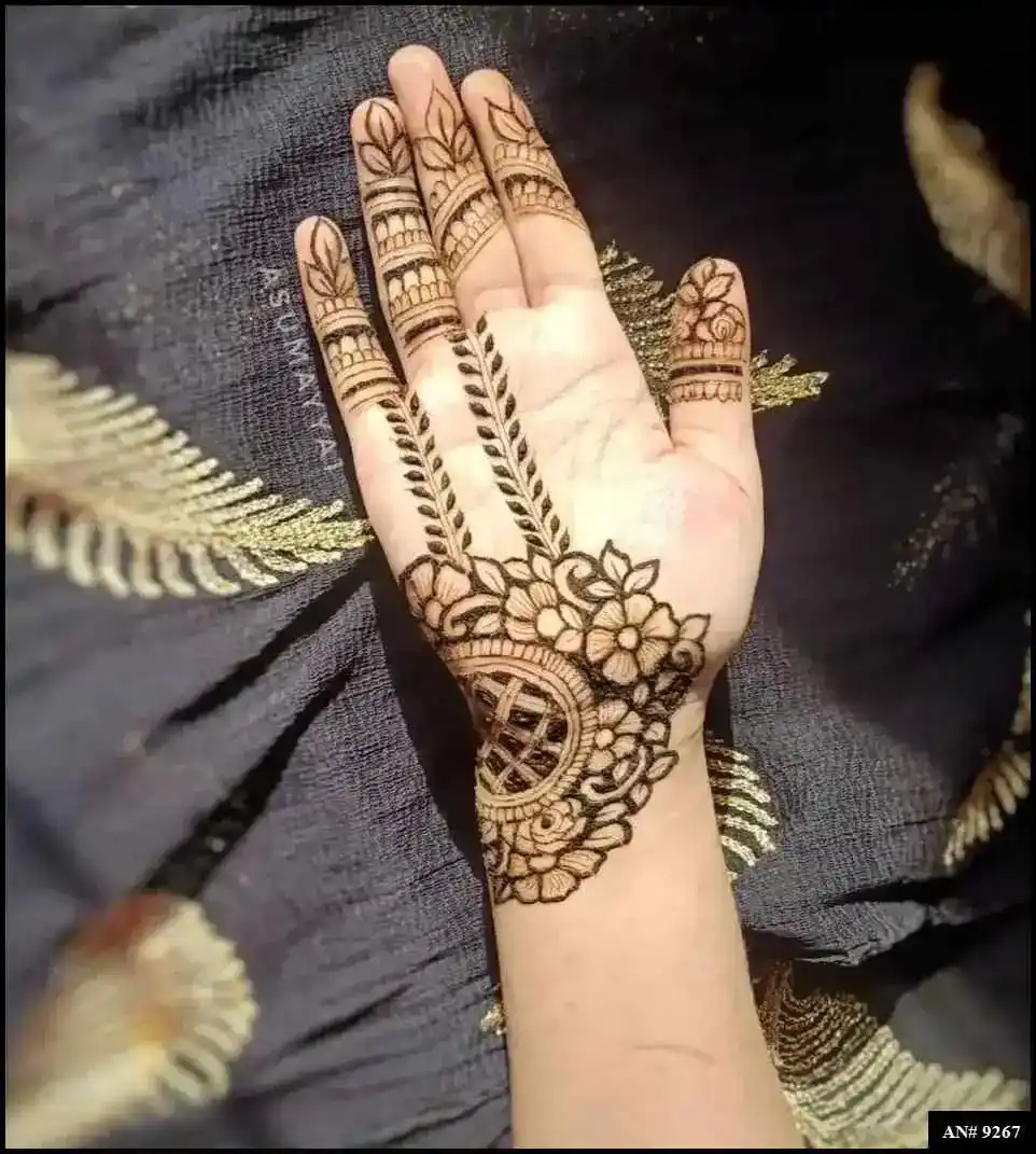 Khafif Mehndi Design