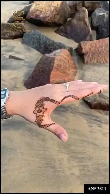 Khafif Mehndi Design