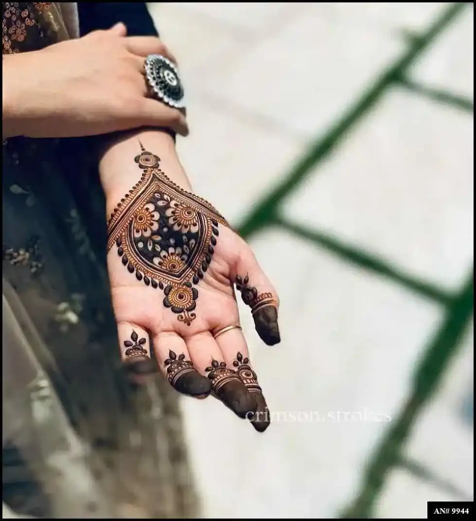 Khafif Mehndi Design