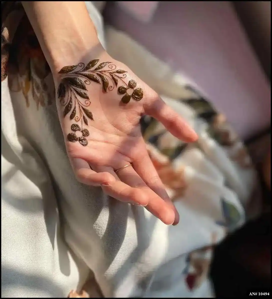 Khafif Mehndi Design