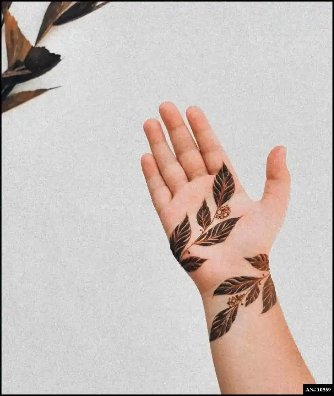 Khafif Mehndi Design