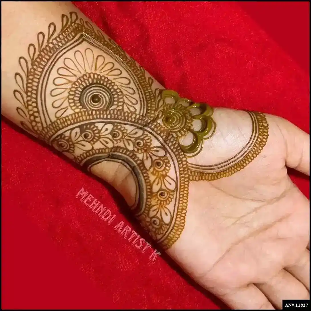 Khafif Mehndi Design