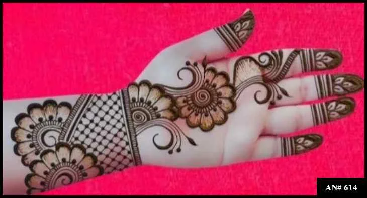 Pakistani Arabic Mehndi Design