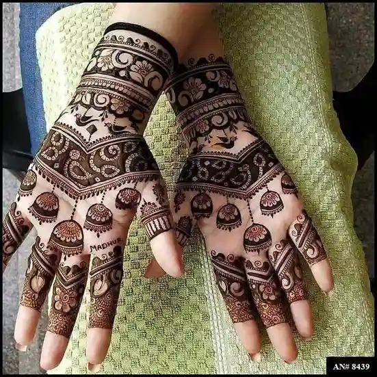 Pakistani Arabic Mehndi Design
