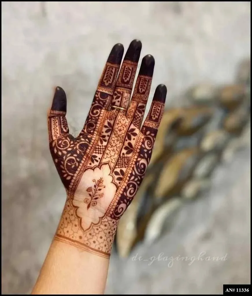 Palm Mehndi Design