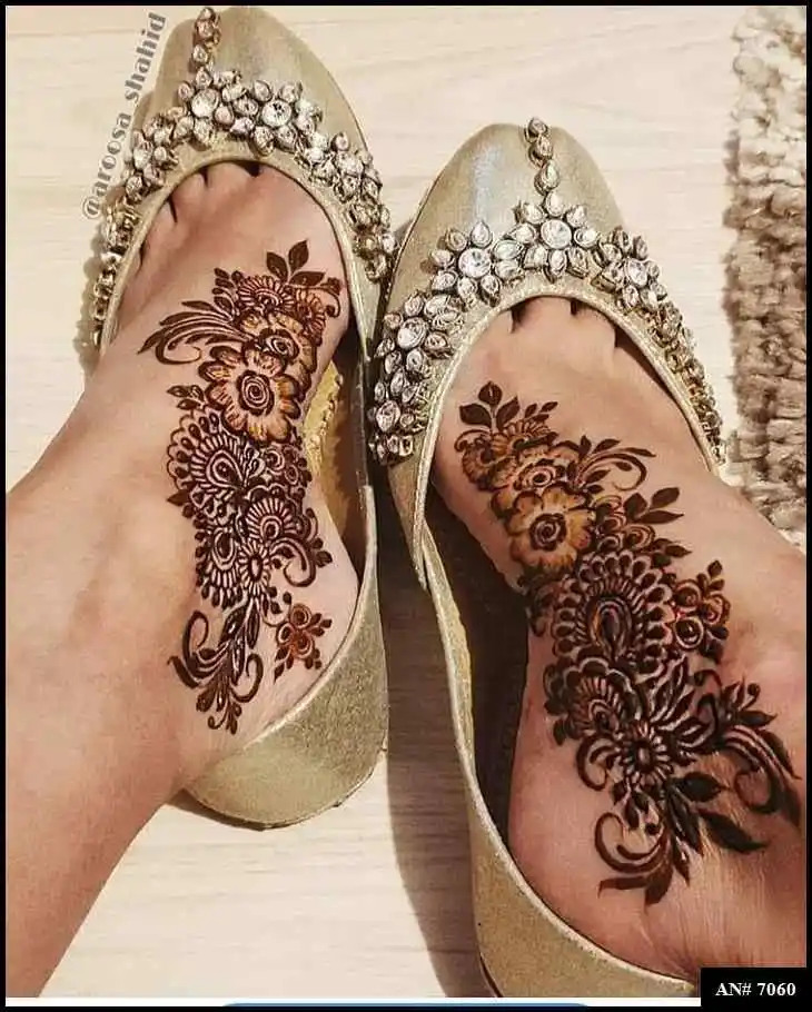 Stylish Foot Mehndi Design