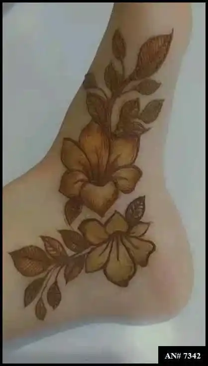 Stylish Foot Mehndi Design