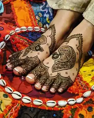 Stylish Foot Mehndi Design