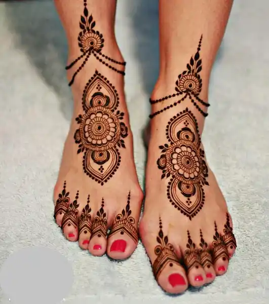 Stylish Foot Mehndi Design